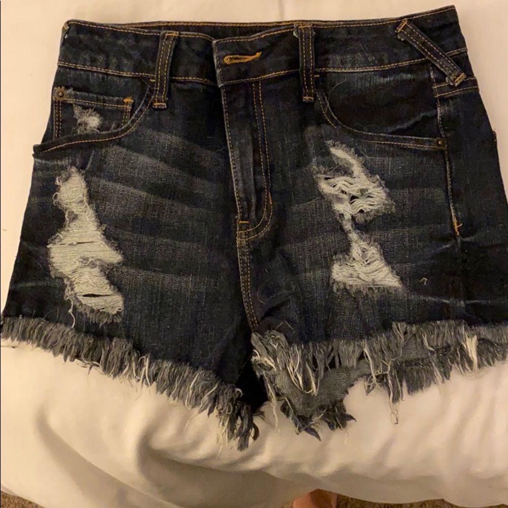 Just USA - Destroyed dark wash denim shorts